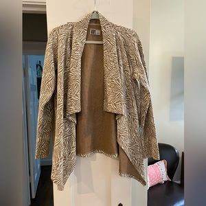 Kut from the Kloth brand size L tan/ brown open front cardigan/ sweater